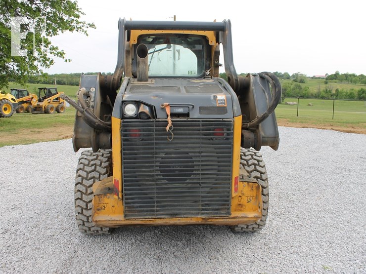 deere-320g-image-6