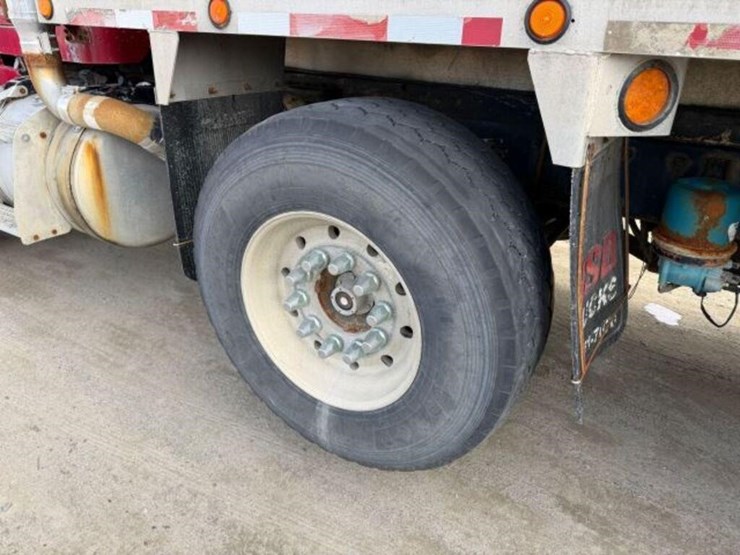 2003-peterbilt-378-image-48
