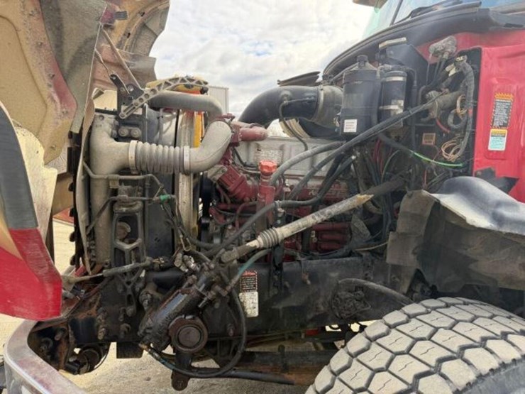 2009-mack-granite-gu813-image-24