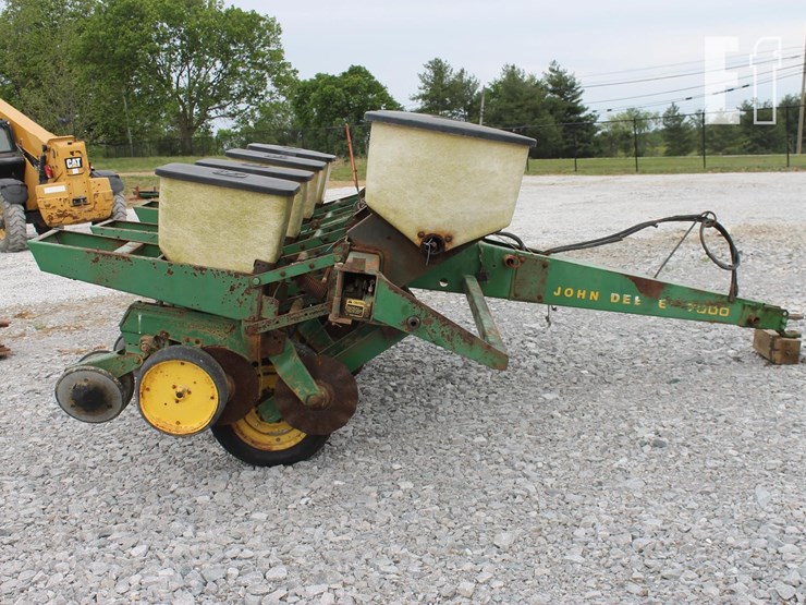 john-deere-7000-image-4