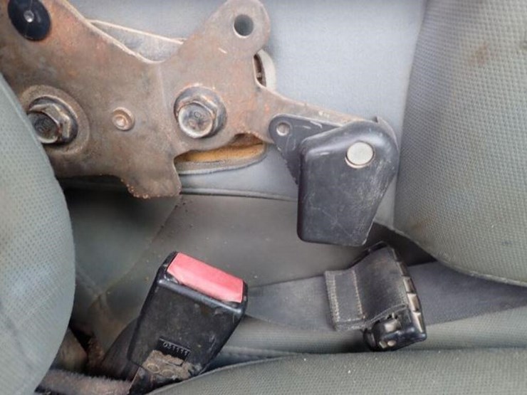 2011-ford-f550-xl-image-37