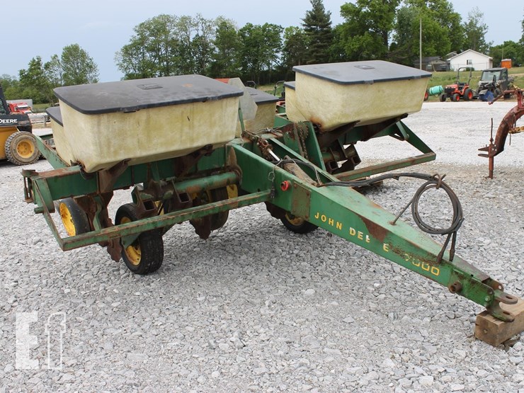 john-deere-7000-image-5