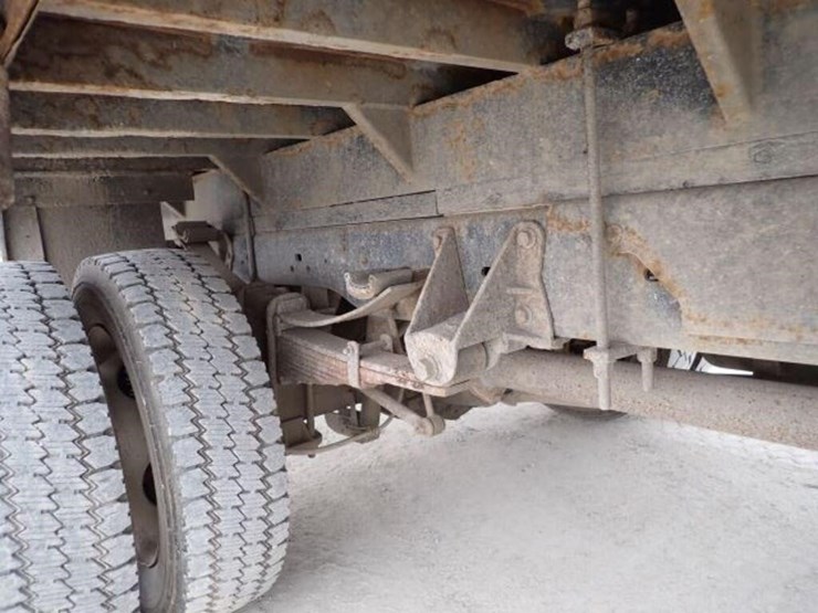 2014-ford-f550-xl-image-73