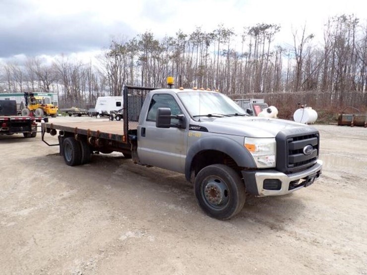 2011-ford-f550-xl-image-3
