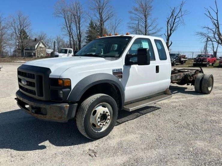 2008-ford-f550-xl-image-1