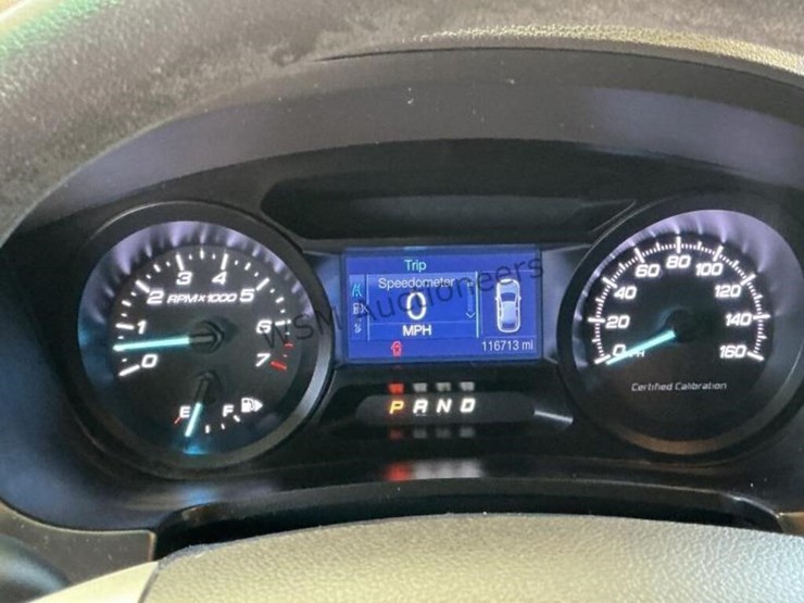 2014-ford-explorer-image-18
