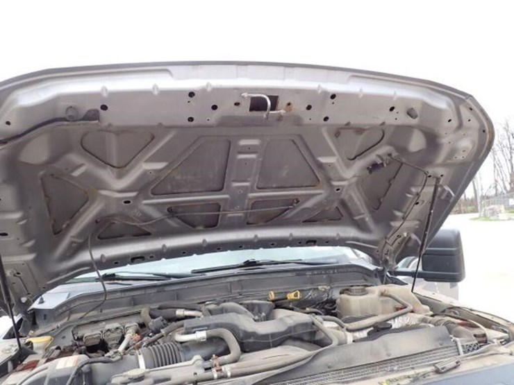 2014-ford-f550-xl-image-54