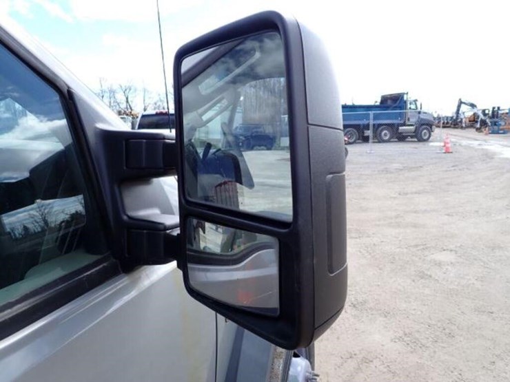 2009-ford-f550-image-51