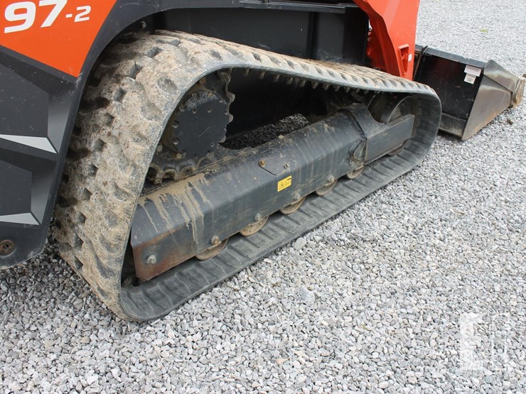 2022-kubota-svl97-2-image-5