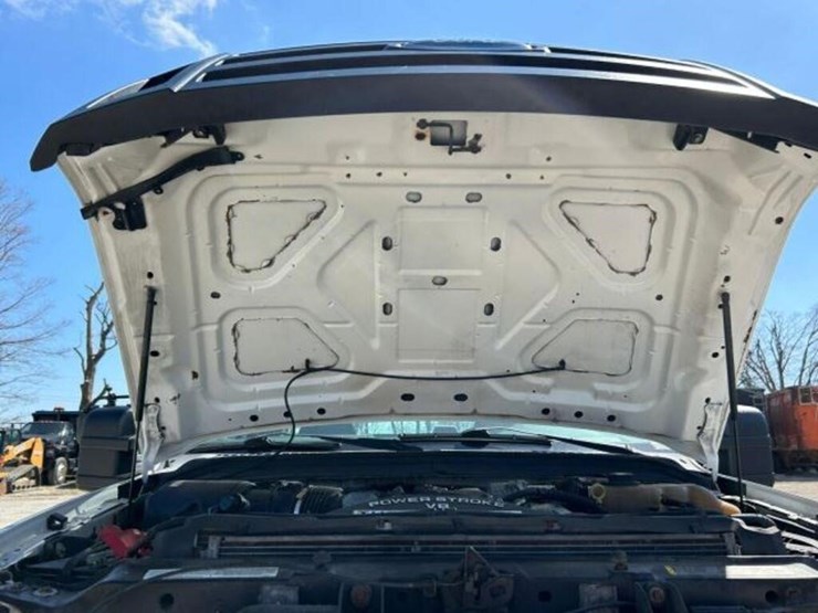 2008-ford-f550-xl-image-31