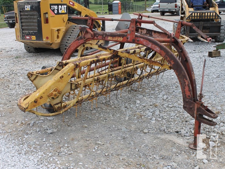 new-holland-256-image-4