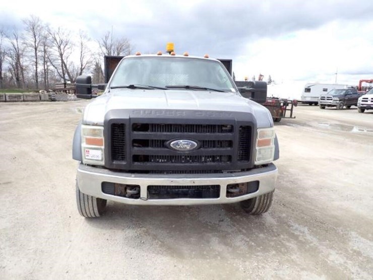 2008-ford-f550-xl-image-2