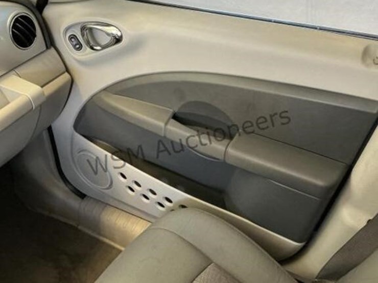 2009-chrysler-pt-cruiser-image-20