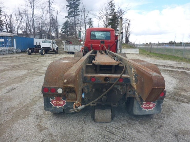 2002-mack-rb688s-image-5