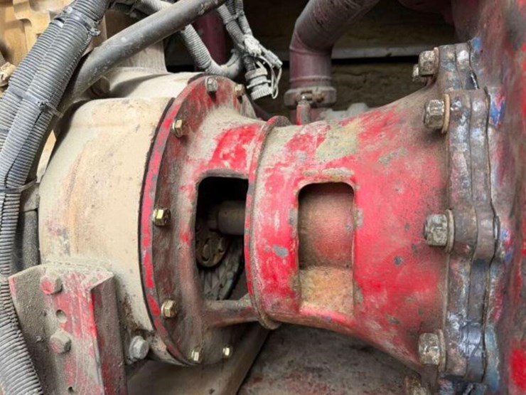2009-mack-granite-gu813-image-45