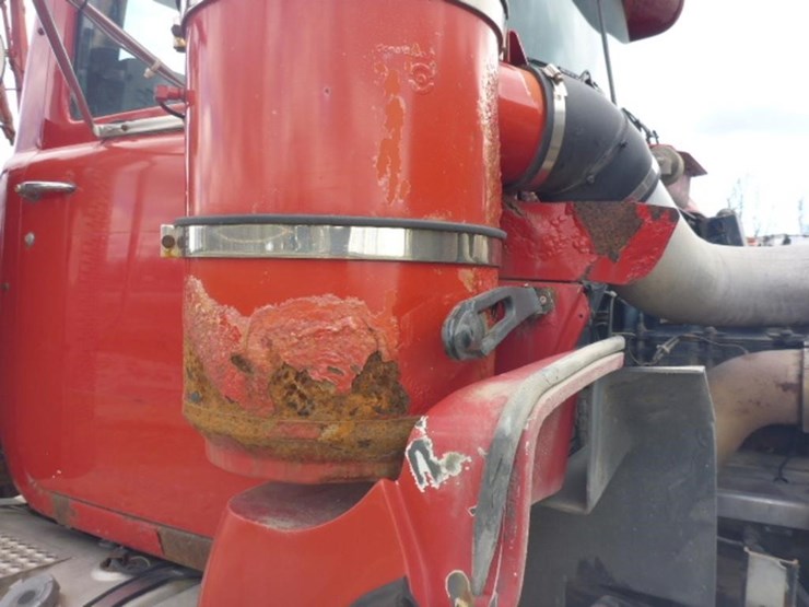 2002-mack-rb688s-image-63