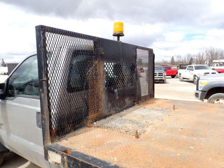 2011-ford-f550-xl-image-34