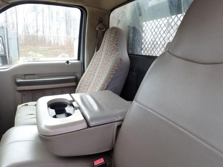 2008-ford-f550-xl-image-22