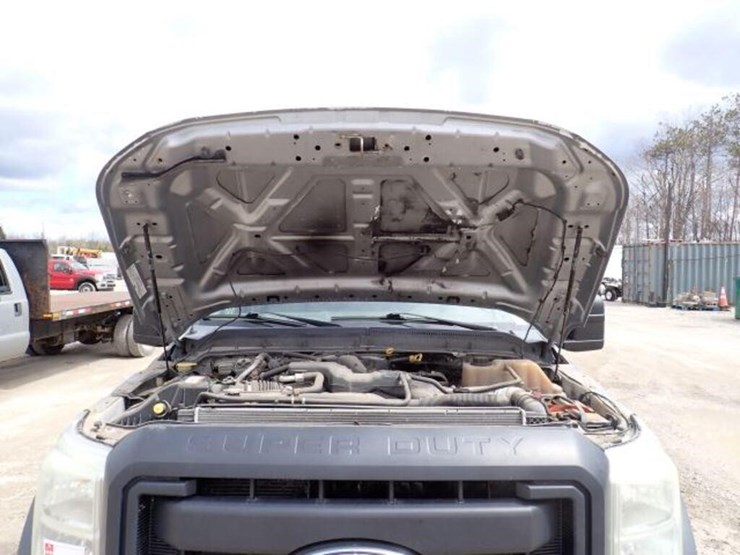 2011-ford-f550-xl-image-24