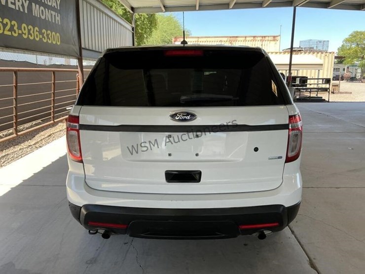 2014-ford-explorer-image-6