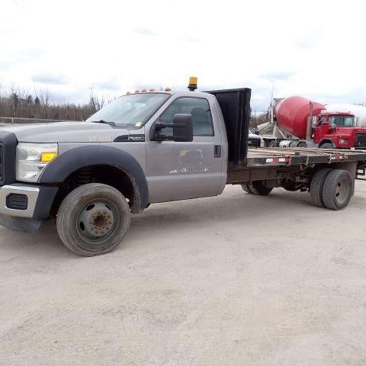 2014 FORD F550 XL