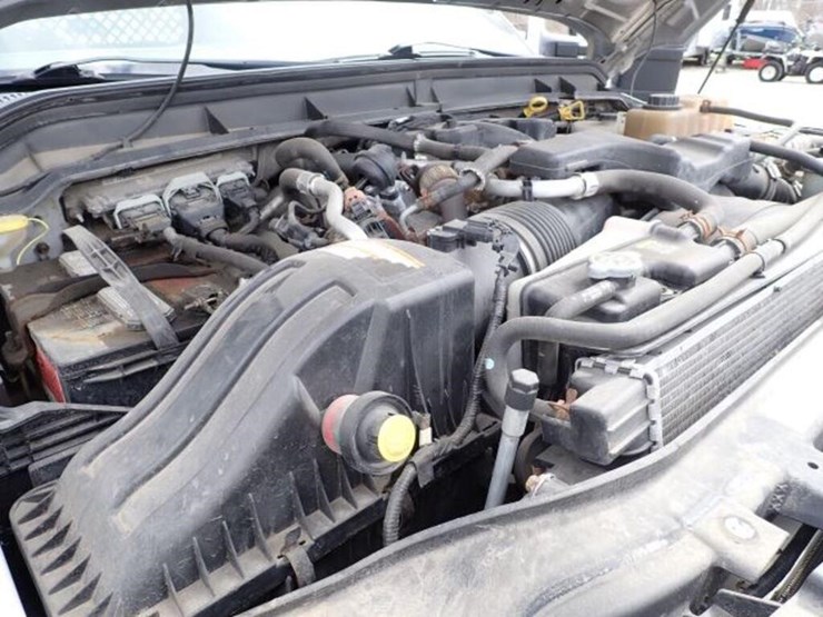 2011-ford-f550-xl-image-47