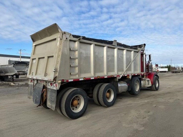 2003-peterbilt-378-image-4