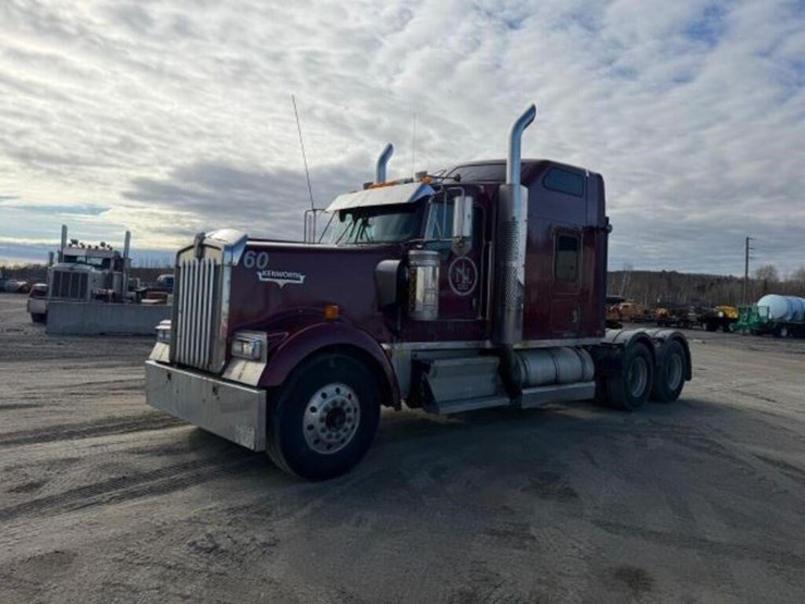 2007-kenworth-w900-image-1