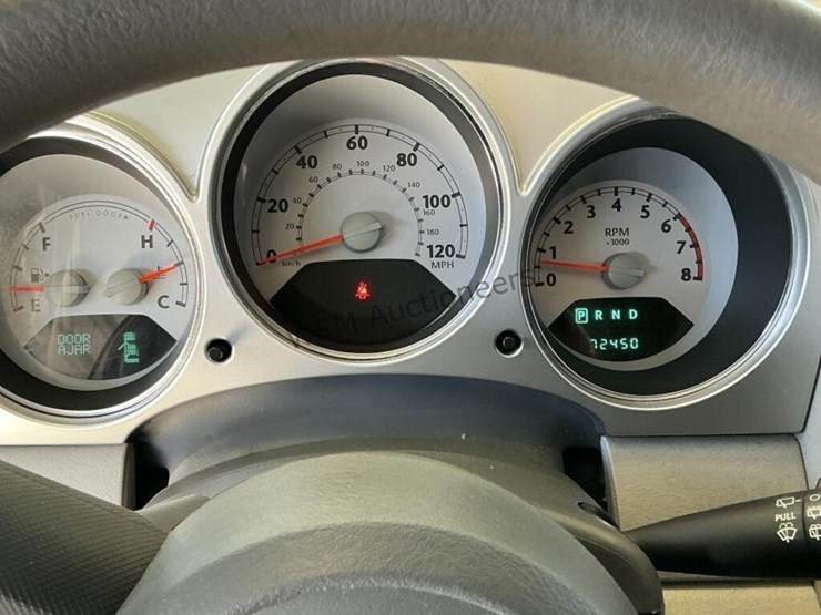 2009-chrysler-pt-cruiser-image-17