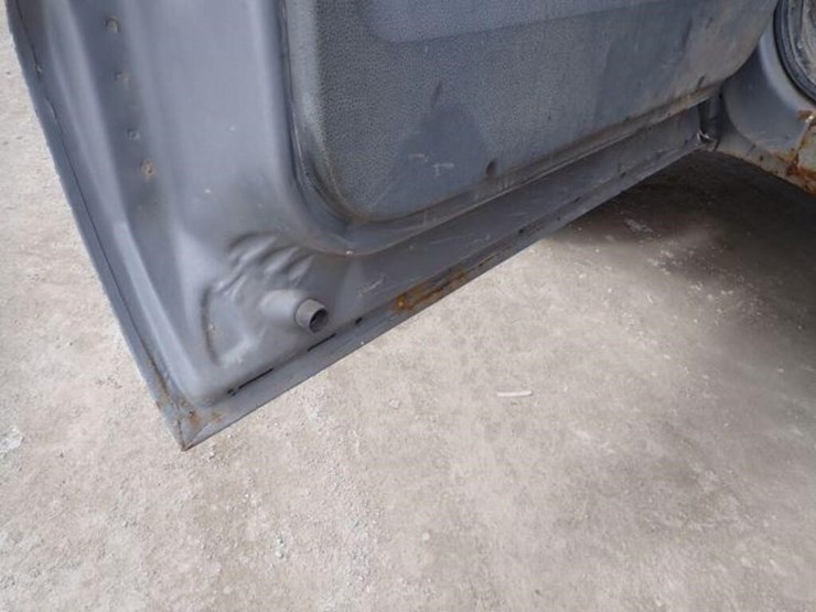 2011-ford-f550-xl-image-27