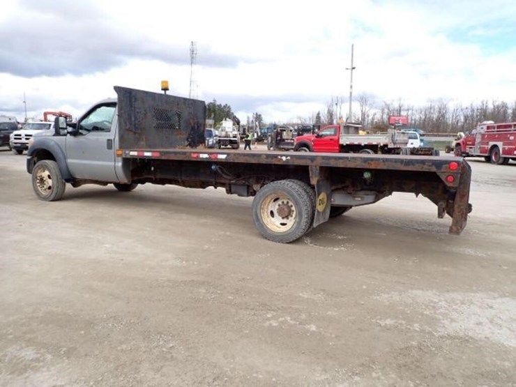 2011-ford-f550-xl-image-7