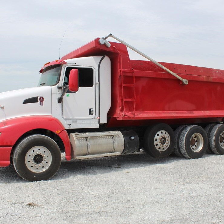 2012 KENWORTH T660