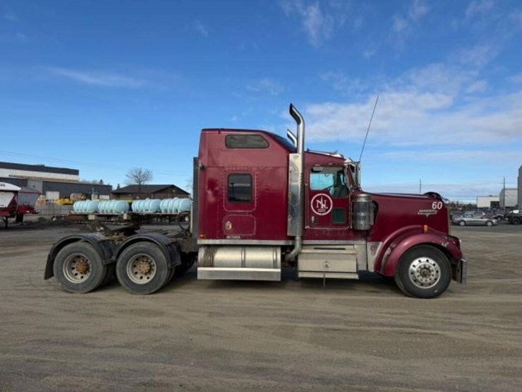 2007-kenworth-w900-image-5