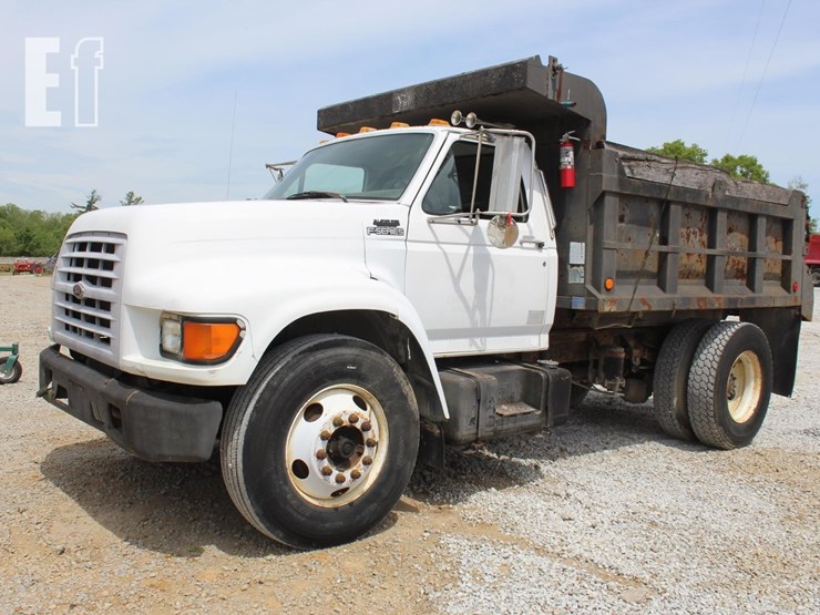 1999-ford-f800-image-1