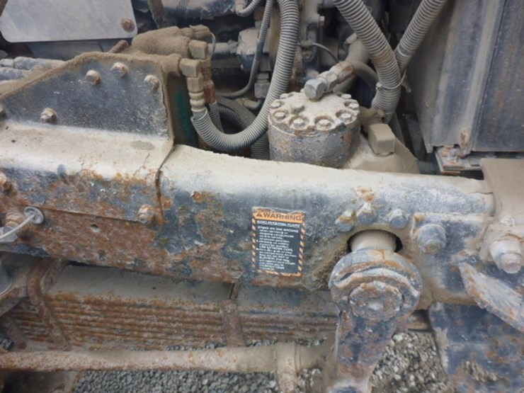 2002-mack-rb688s-image-27