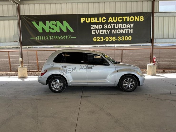 2009-chrysler-pt-cruiser-image-1