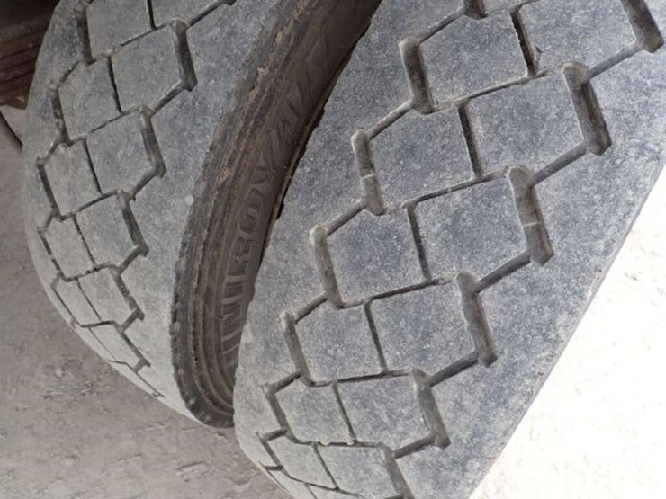 2014-ford-f550-xl-image-65