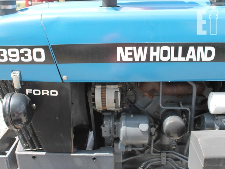 new-holland-3930-image-11