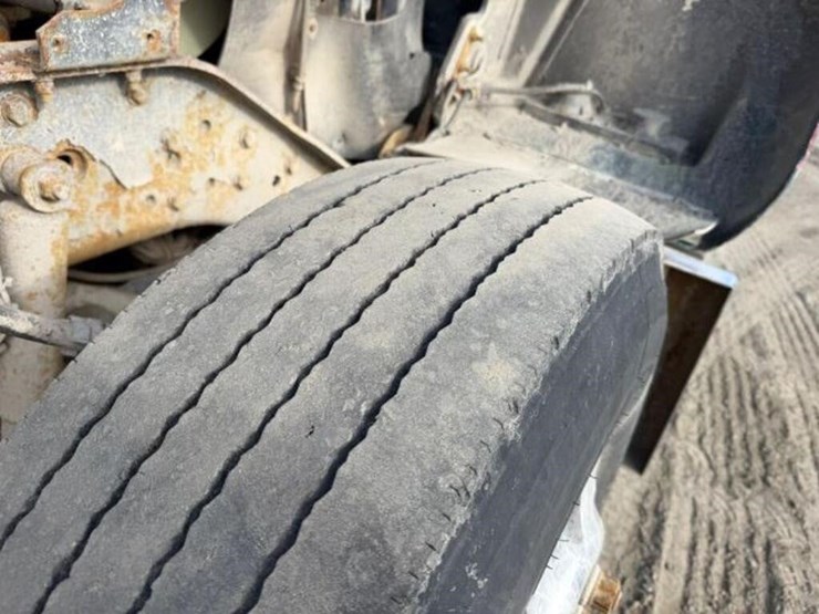 2007-kenworth-w900-image-46
