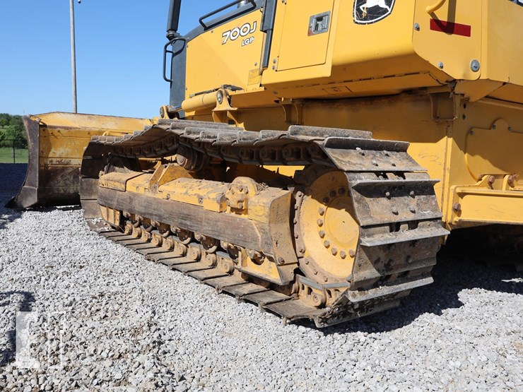 2008-deere-700j-lgp-image-8