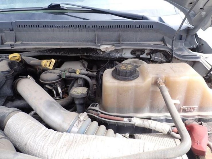 2011-ford-f550-xl-image-30