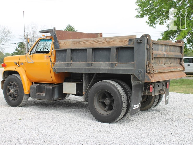 1983-gmc-7000-image-3