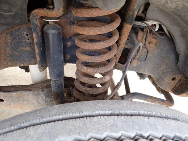 2011-ford-f550-xl-image-61
