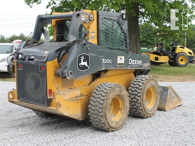 deere-320g-image-5