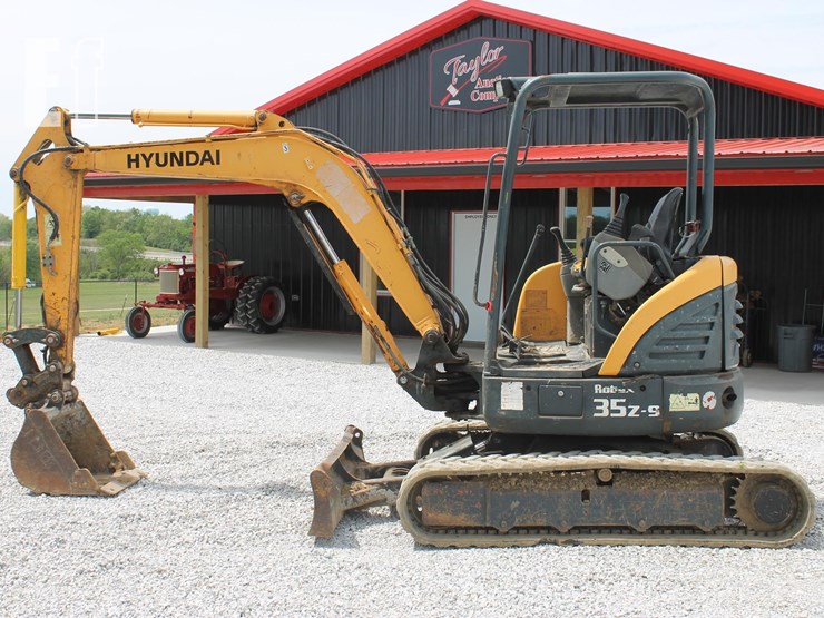 hyundai-robex-35z-9-image-2