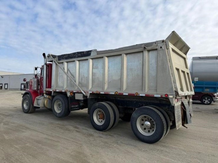 2003-peterbilt-378-image-5
