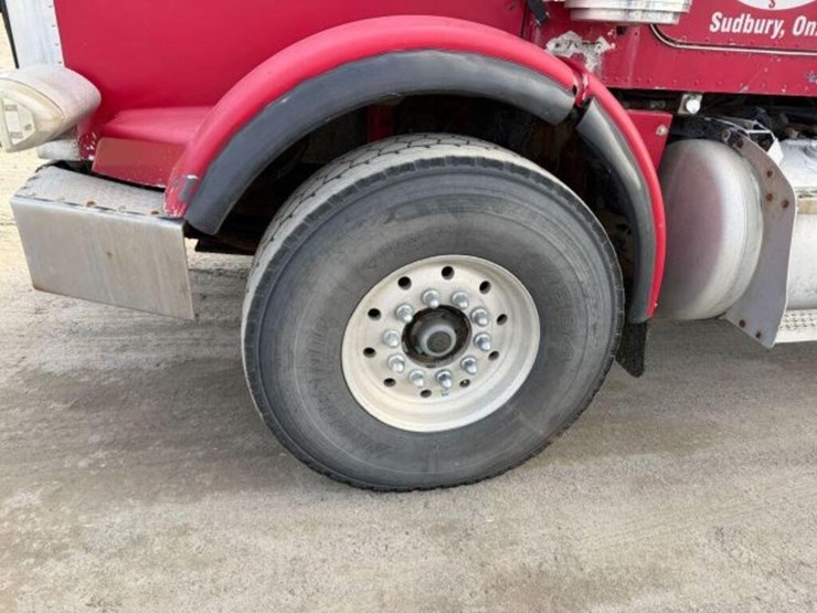 2003-peterbilt-378-image-51