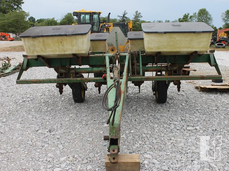 john-deere-7000-image-6
