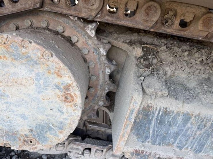 2014-volvo-ec220dl-image-38