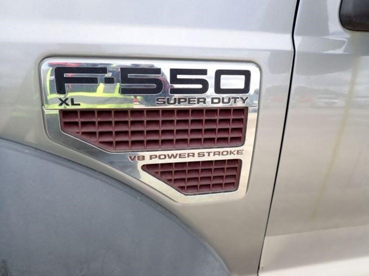 2008-ford-f550-xl-image-9